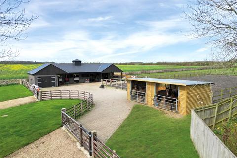 5 bedroom detached house for sale, Springfield Barn, The Avenue, Exton
