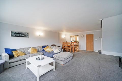 2 bedroom apartment for sale, Stratford Road, Hockley Heath, B94