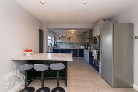 4 bedroom detached house for sale, South Park, Lytham