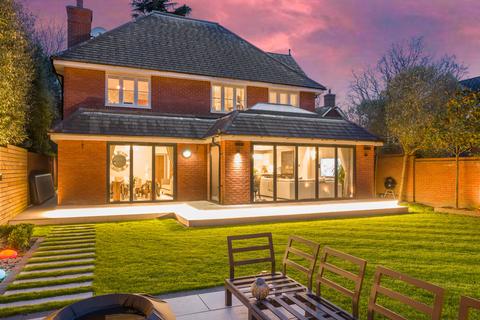 4 Parkfields, Sutton Coldfield, B74 4GA