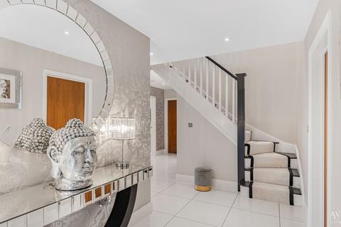4 Parkfields, Sutton Coldfield, B74 4GA