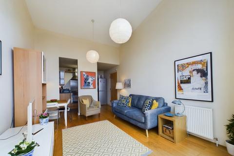 2 bedroom flat for sale, Shuna Crescent, Glasgow G20
