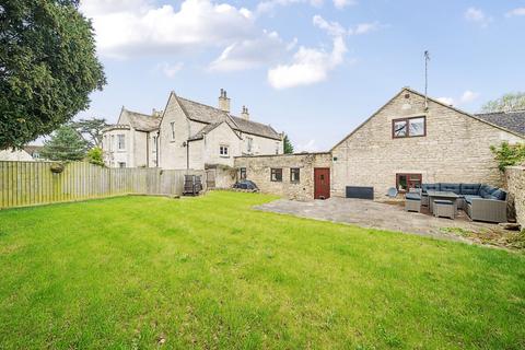 The Carriage House Evesham Road, Bishops Cleeve, Cheltenham, GL52 8DQ