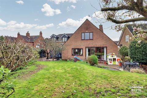 4 bedroom detached house for sale, Walsall Road, Lichfield WS13