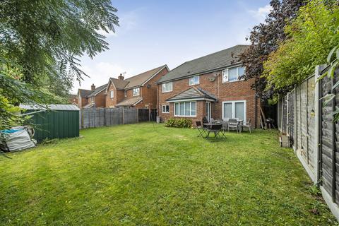 5 bedroom detached house for sale, Deardon Way, Shinfield, Reading