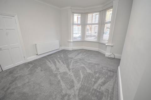 2 bedroom flat for sale, St. Vincent Street, South Shields
