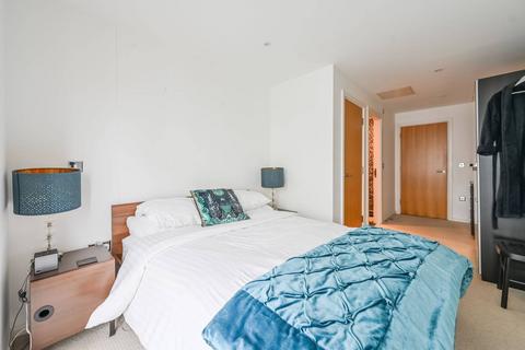 2 bedroom flat for sale, Millharbour, E14, Canary Wharf, London, E14