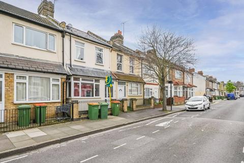 31 Hilda Road, London, E16 4NW