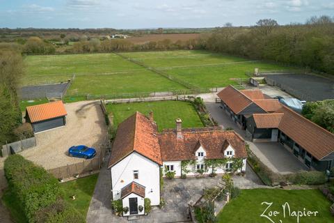 4 bedroom detached house for sale, Willingale
