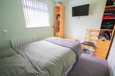 6 Perrys Gardens, West Hill, Ottery St Mary, EX11 1XA