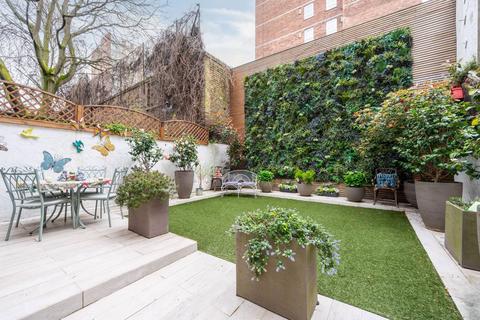 3 bedroom terraced house for sale, Great Ormond Street, Holborn, London, WC1N