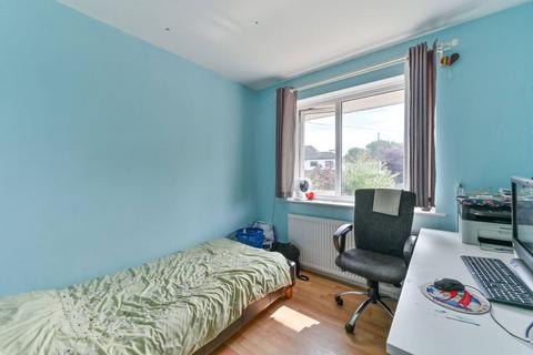 71 Northey Avenue, Sutton, SM2 7HU
