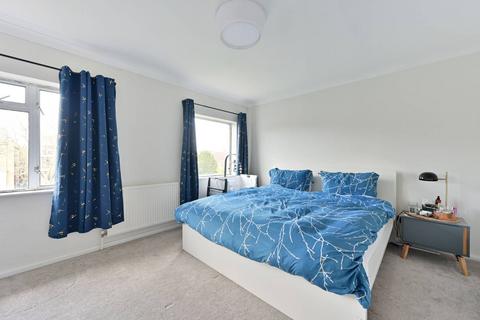 3 bedroom flat for sale, Radcliffe Square, Putney, London, SW15