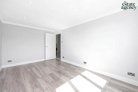 1 bedroom apartment for sale, Stapleford Close, Chingford, E4