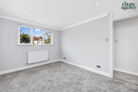 39 Stapleford Close, London, E4 6XR