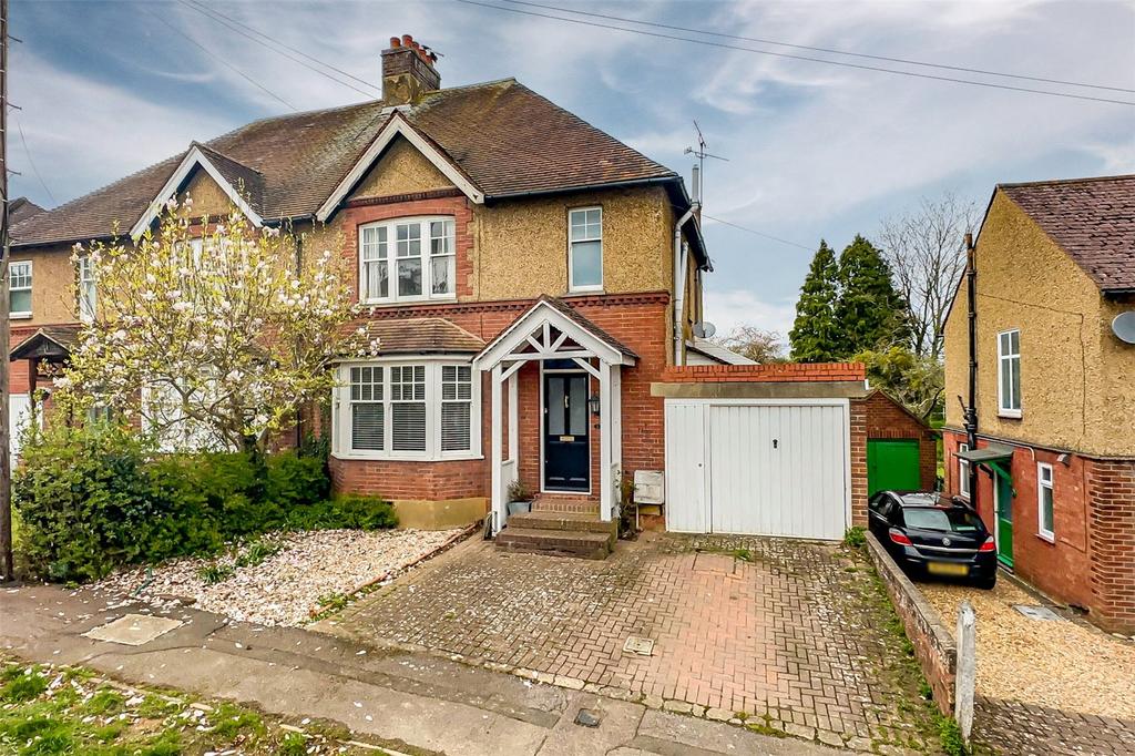 Lea Road, Harpenden, Hertfordshire, AL5 4 bed semidetached house for