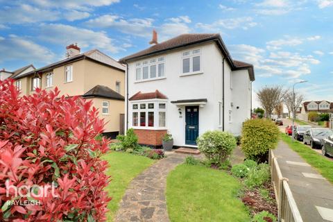 4 bedroom detached house for sale, Bellhouse Road, Leigh-On-Sea