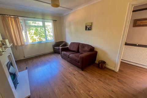 5 Edgcombe Road, Birmingham, B28 8AY
