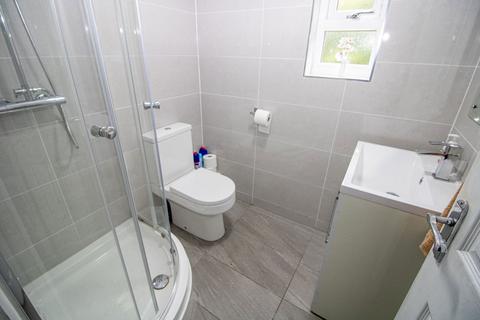 5 Edgcombe Road, Birmingham, B28 8AY
