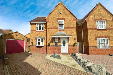 25 Alderton Road, Orsett, Grays, RM16 3DZ