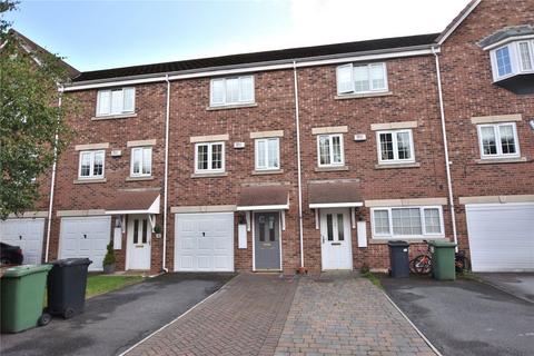 3 bedroom townhouse for sale, Castle Lodge Gardens, Rothwell, Leeds, West Yorkshire