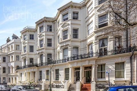 2 bedroom flat for sale, Palmeira Avenue, Hove, BN3