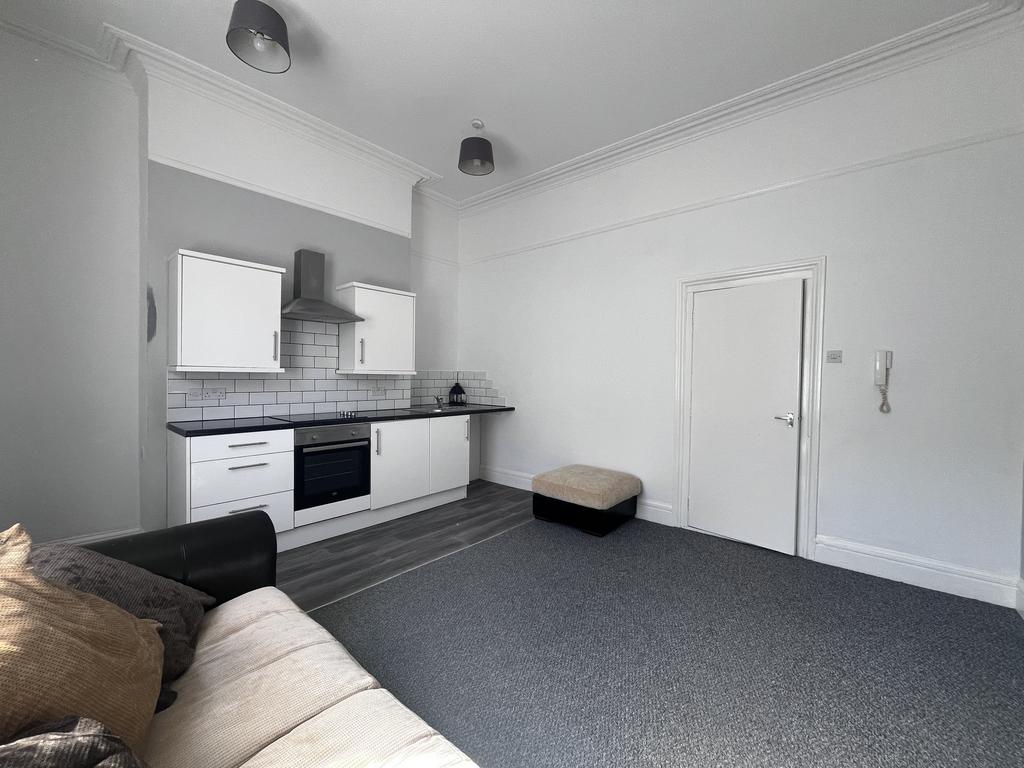 Living room 3