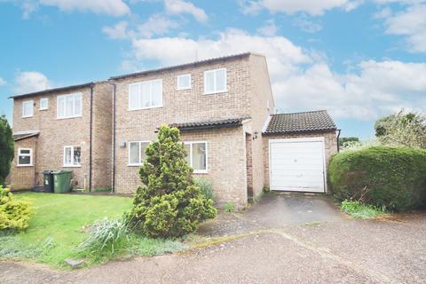 3 bedroom detached house for sale, Holyport, Maidenhead