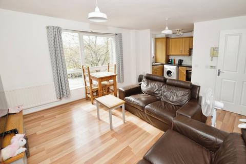 2 bedroom flat for sale, Greengage, Manchester, Greater Manchester, M13