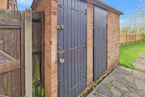 84 Burrfield Drive, Orpington, BR5 4BX