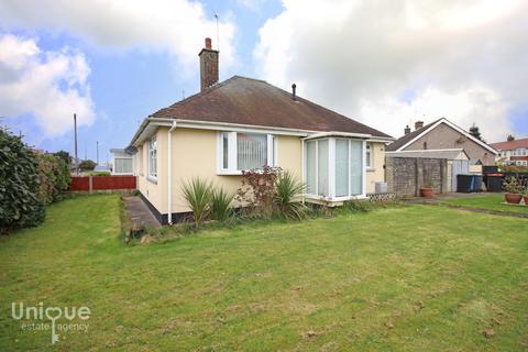 2 bedroom bungalow for sale, Kenilworth Avenue,  Fleetwood, FY7