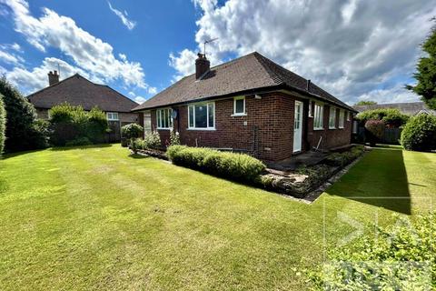 3 bedroom bungalow to rent, Quennell Close, Ashtead KT21