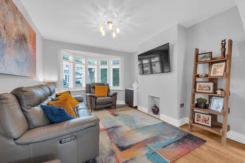 87 Oakdene Avenue, Chislehurst, BR7 6DZ