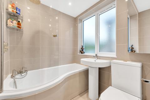 87 Oakdene Avenue, Chislehurst, BR7 6DZ