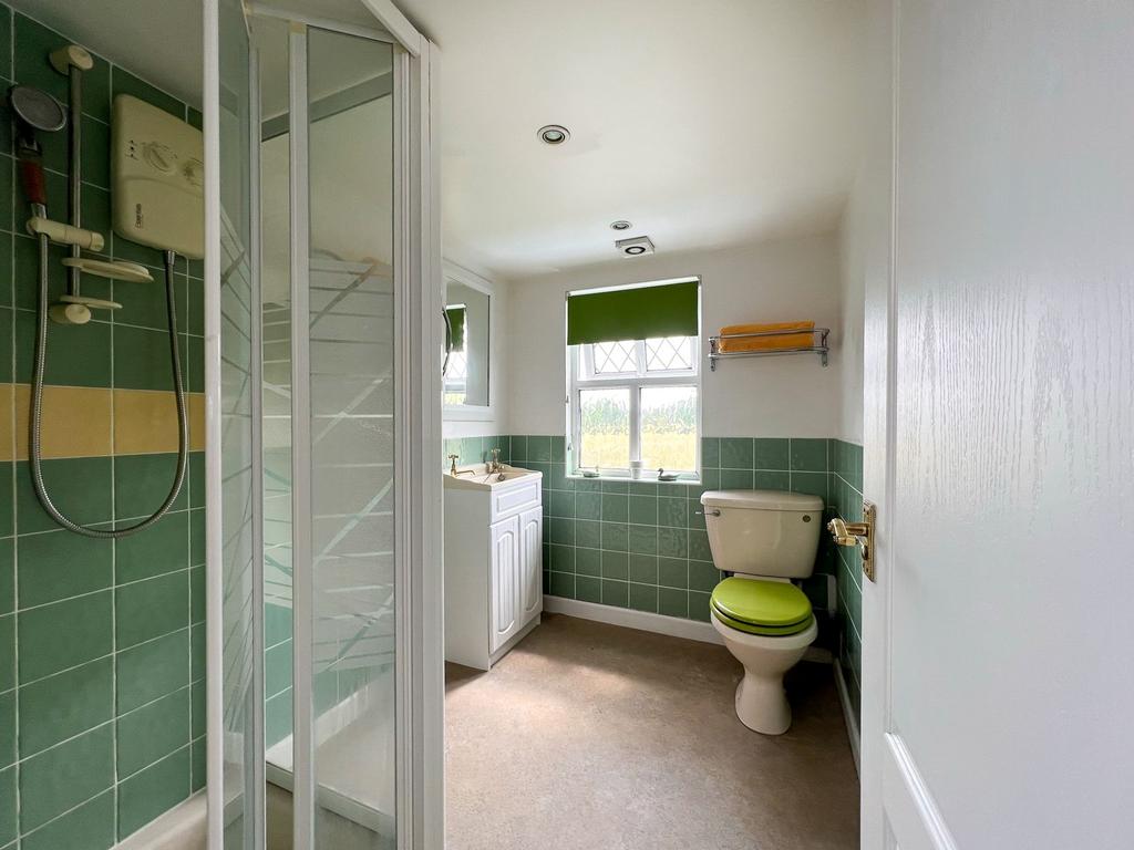 En suite Shower Room