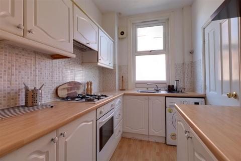 2 bedroom end of terrace house for sale, Aviary Mount, Leeds, West Yorkshire, LS12