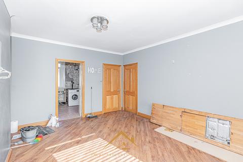 2 bedroom flat for sale, Drumfrochar Road, Greenock PA15