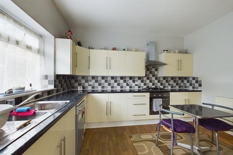 2 bedroom apartment for sale, 26 Kenilworth Gardens,  Blackpool, FY4