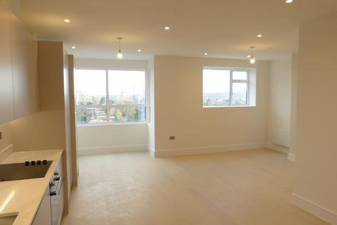 2 bedroom apartment to rent, Brampton Grove, London, NW4