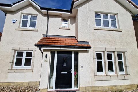 5 bedroom detached house to rent, Bayview Circus, Dunbar, East Lothian, EH42