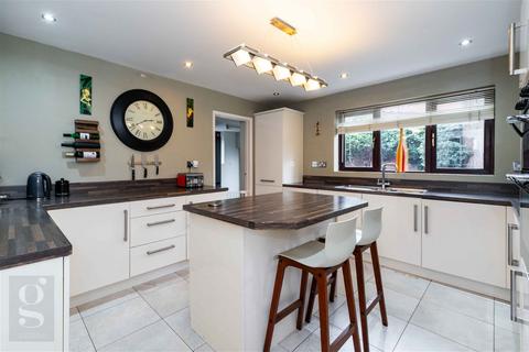 4 bedroom detached house for sale, Carter Grove, Aylestone Hill, Hereford