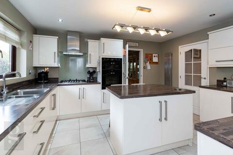 4 bedroom detached house for sale, Carter Grove, Aylestone Hill, Hereford