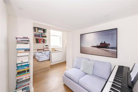 2 bedroom apartment to rent, Courtfield Gardens, London, SW5