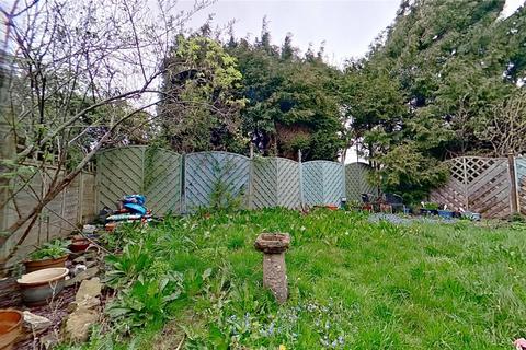 9 Undermill Road, Upper Beeding, Steyning, BN44 3JG