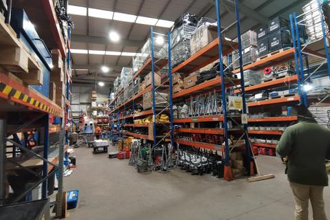 Industrial park to rent, Romford