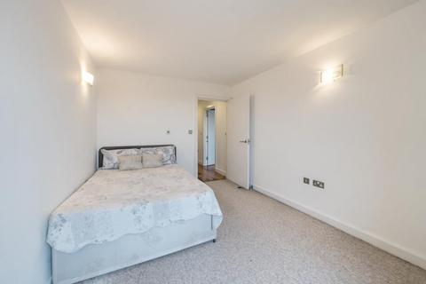 1 bedroom flat for sale, Slough,  Berkshire,  SL1