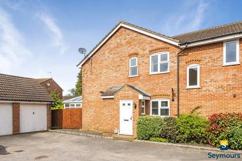 4 Fairborne Way, Guildford, GU2 9GB