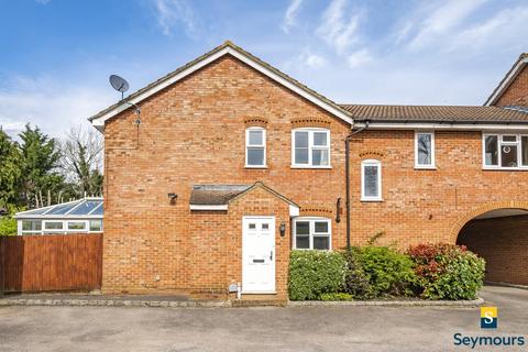 4 Fairborne Way, Guildford, GU2 9GB