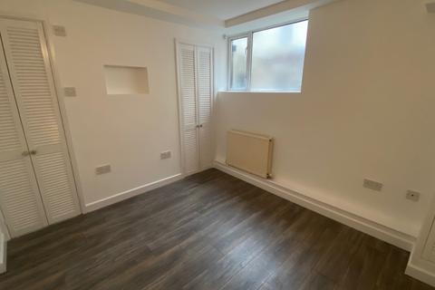 1 bedroom ground floor flat to rent, Northumberland Place, Teignmouth