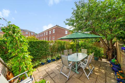 2 bedroom apartment for sale, Portsmouth Rd, Milford, GU8